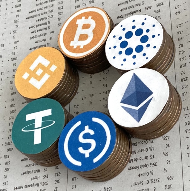 歩いて稼ぐM2Eの世界（STEPNやってみました。）